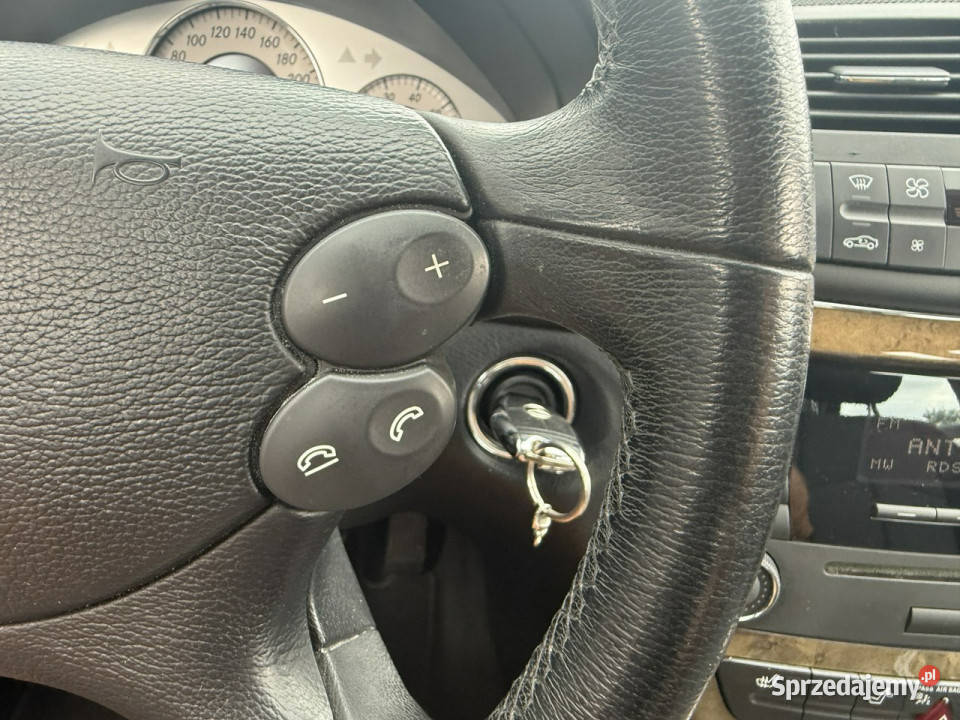 Mercedes E 200 zadbana 100 oryginalny przebieg kurtyny powietrzne Poznań