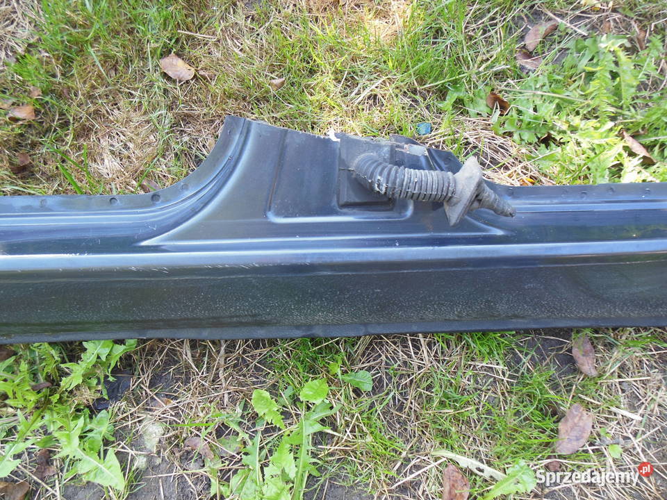 Lewy próg citroen xantia oryginalny
