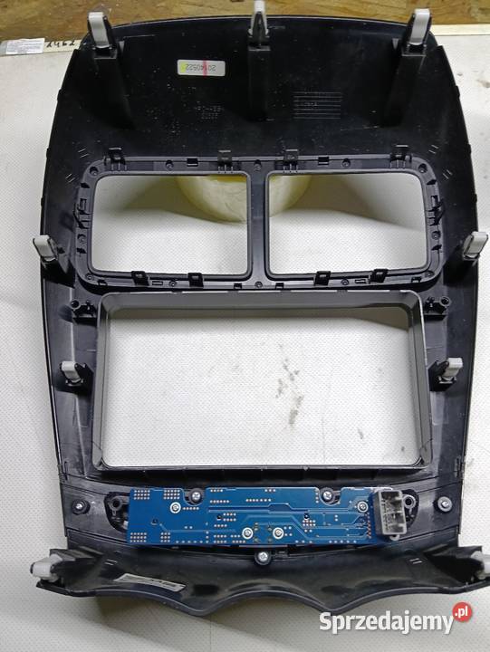 Ramka do radia Mitsubishi Jednorożec