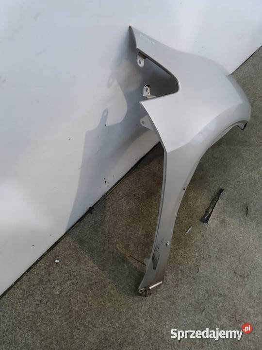 BŁOTNIK PRAWY PRZÓD SREBRNY Honda Civic VIII osobowe