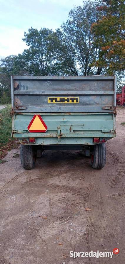 Tuhti M8 Przyczepa Wywrotka 8000 nieuszkodzony Przyczepy rolnicze Szołtany