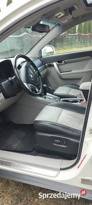 Chevrolet Captiva 22 AWD automat 7 osobowy gniazdo USB Czarna Białostocka