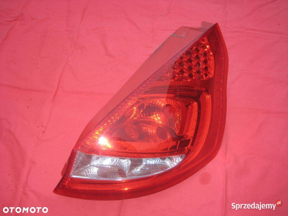 FORD FIESTA MK7 0812R LAMPA TYŁ PRAWA 8A6113404A Lampy tylne Rakoniewice