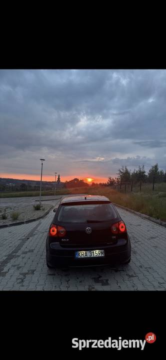 Volksvagen Golf 5 19 tdi 284500km Witanowice