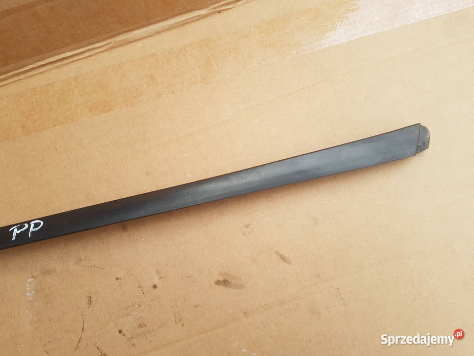 Audi A4 B7 uszczelki pionowe listwy szyby dolnośląskie Legnica sprzedam
