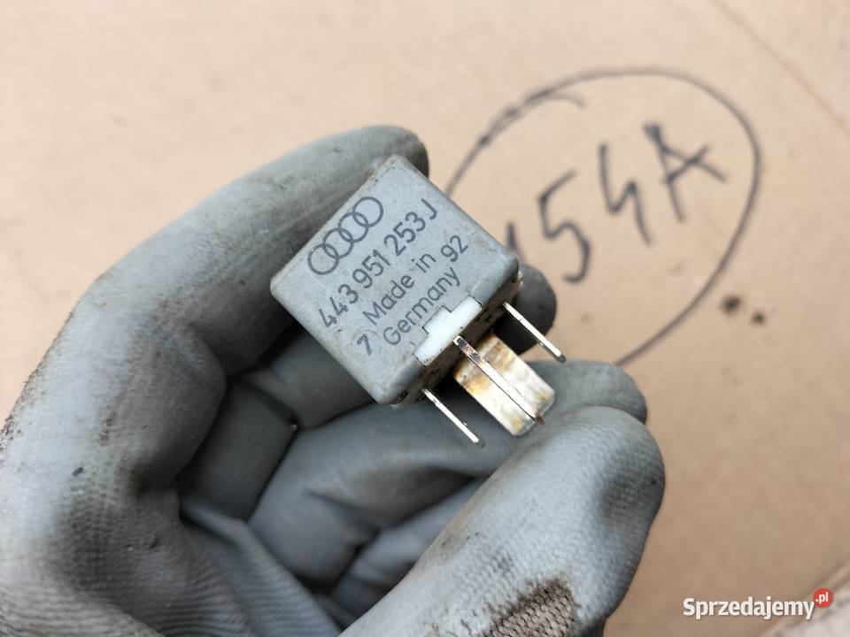 PRZEKAŹNIK AUDI 213 443951253J lubelskie Kamień-Kolonia