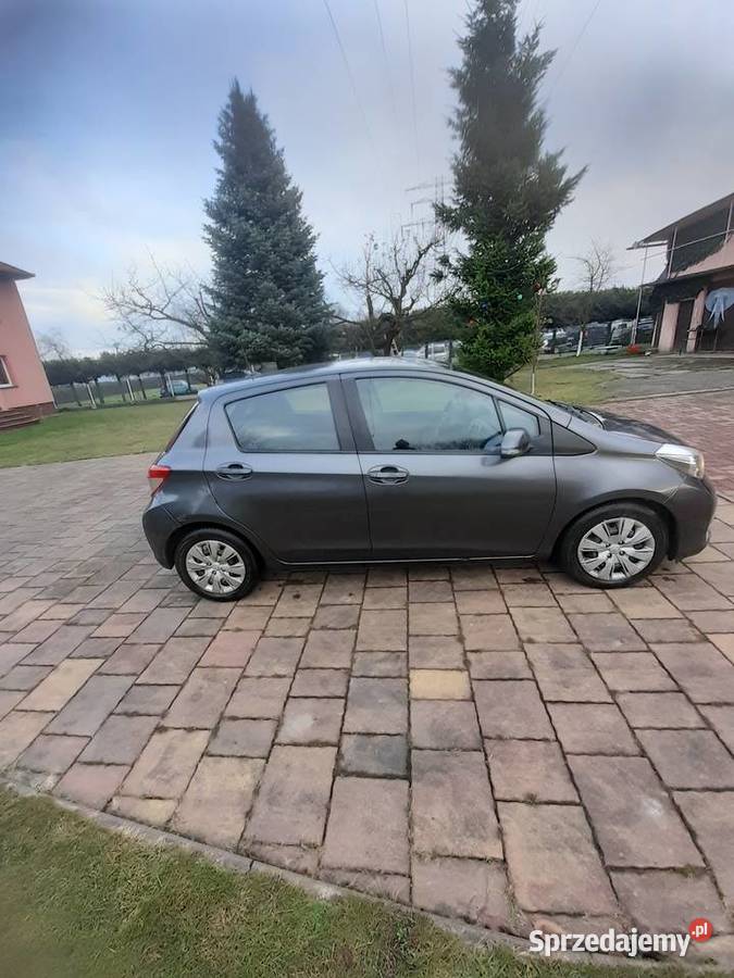 Toyota Yaris 14d 2012r nieuszkodzony