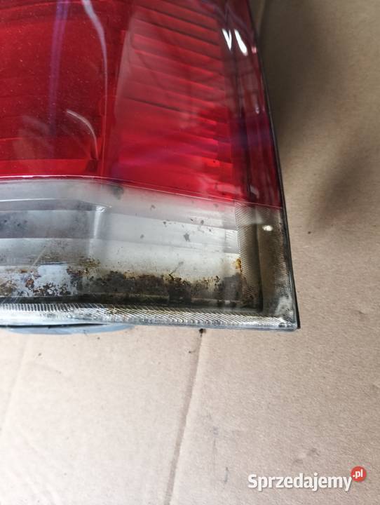 Tylne lampy Opel Vectra C sedanhatchback