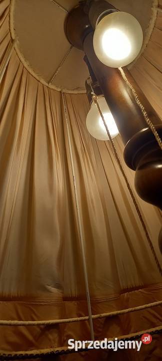 Salonowa wysoka drewniana lampa podłogowa z łódzkie Skierniewice