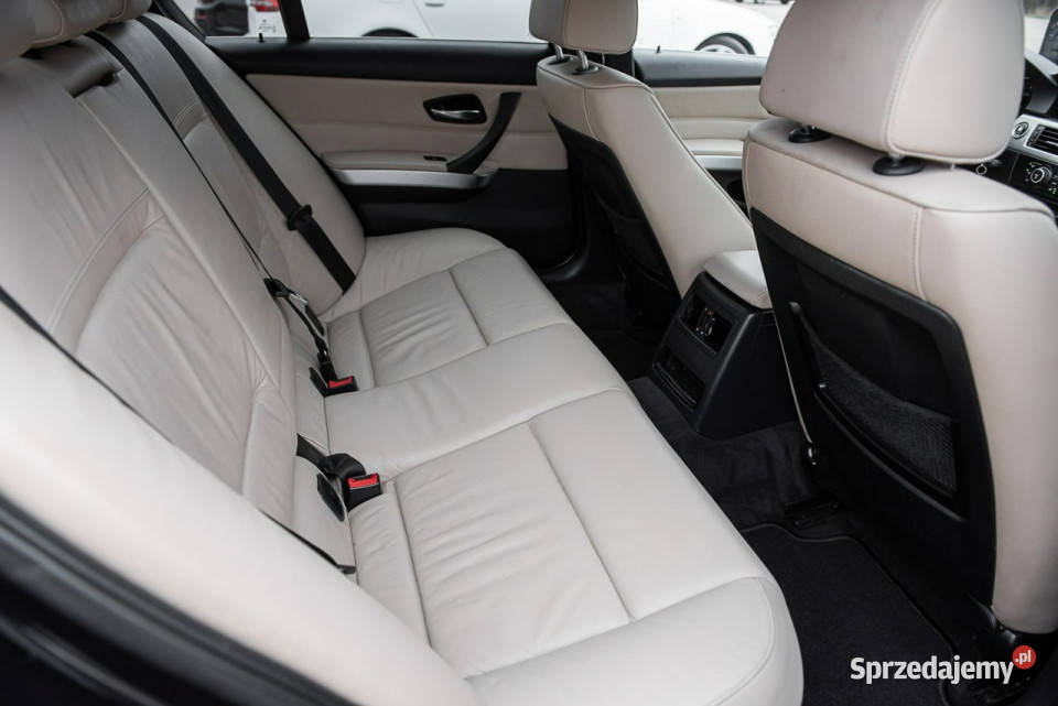BMW 325 LCI 30i 325i 218 Full Super Stan Zwoleń