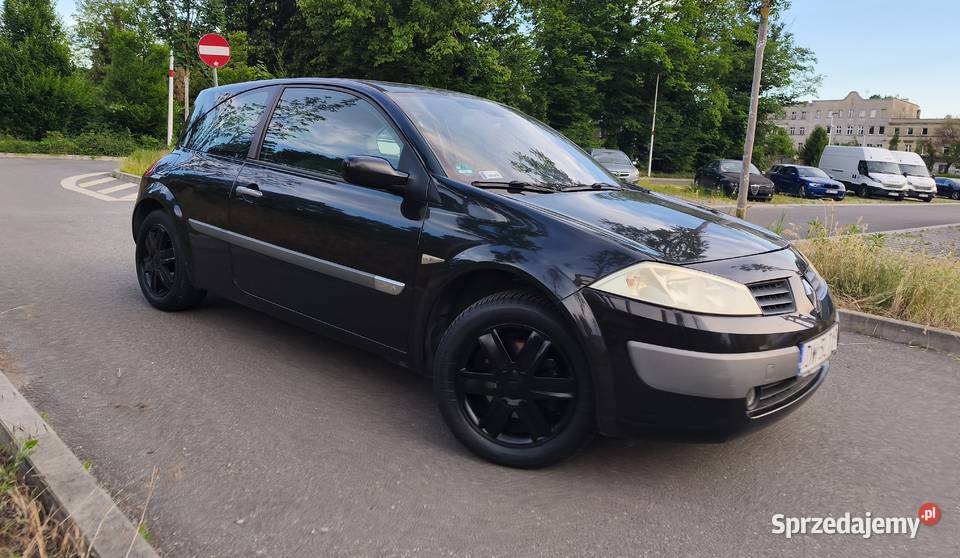 MEGANE 16 BENZYBASTAN BEZ KOROZJIOPLATY 032027r 105KM Megane Wrocław