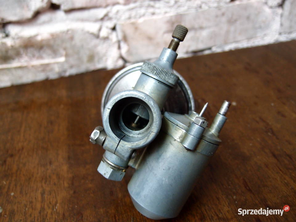 Gaźnik motocyklowy produkcja PRL Motoryzacja Łódź sprzedam