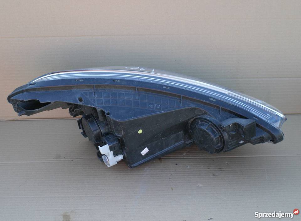 HYUNDAI I10 2 II 14 LAMPA PRZÓD REFLEKTOR LEWY Bieleń