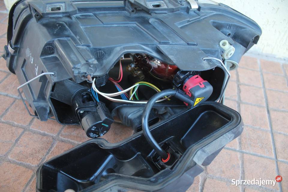 LAMPA PRAWY PRZÓD XENON AUDI A6 C5 wielkopolskie sprzedam