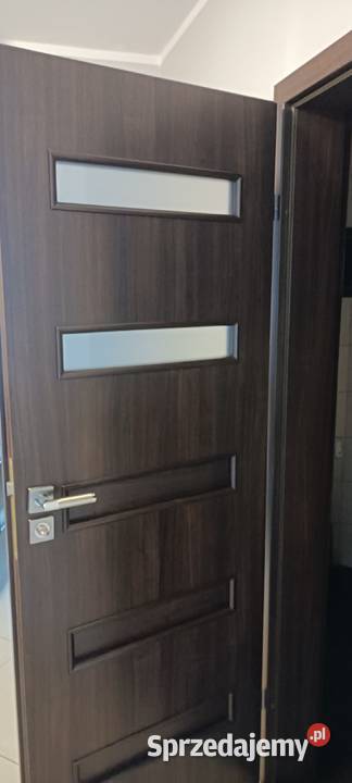 Drzwi wewnętrzne Polskone z ościeżnicami i