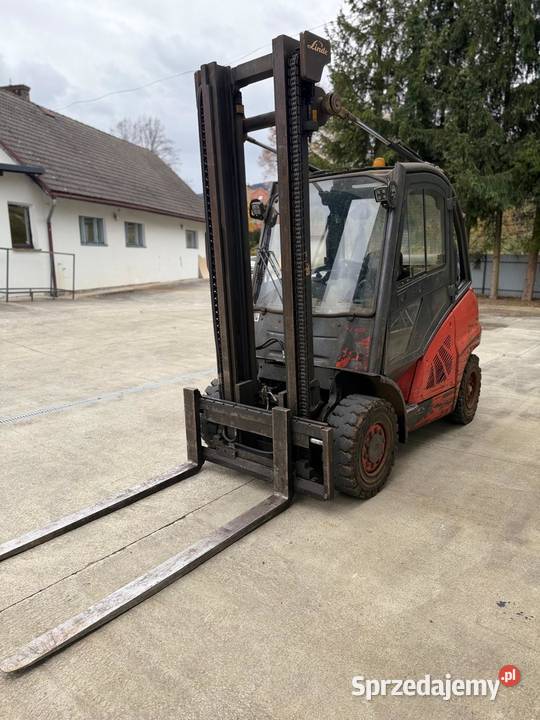 WÓZEK WIDŁOWY LINDE H40T 2011