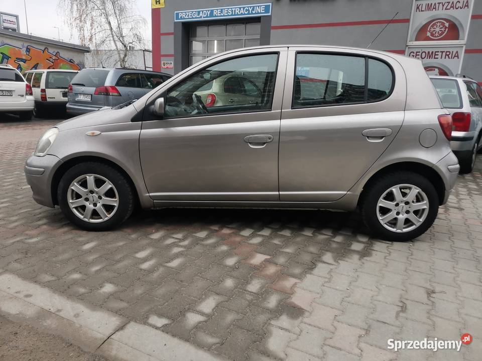 Toyota yaris z Niemiec KLIMA alufelgi mocniejszy sprzedam