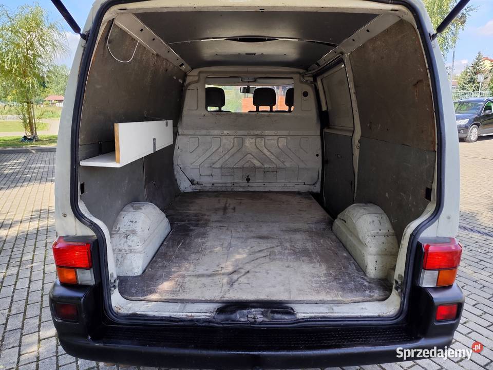 Volkswagren Transporter T4 19 TD 2001 Zadbany