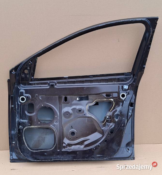 RENAULT MEGANE III DRZWI PRAWY PRZÓD PRAWE osobowe Bieleń