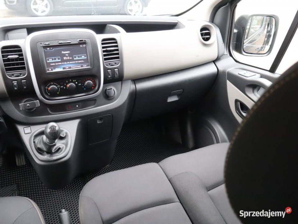 Renault Trafic 16 dCi czarny śląskie Katowice