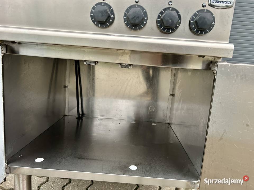 KUCHNIA KUCHENKA INDUKCYJNA SZYBKOGRZEJNA Z