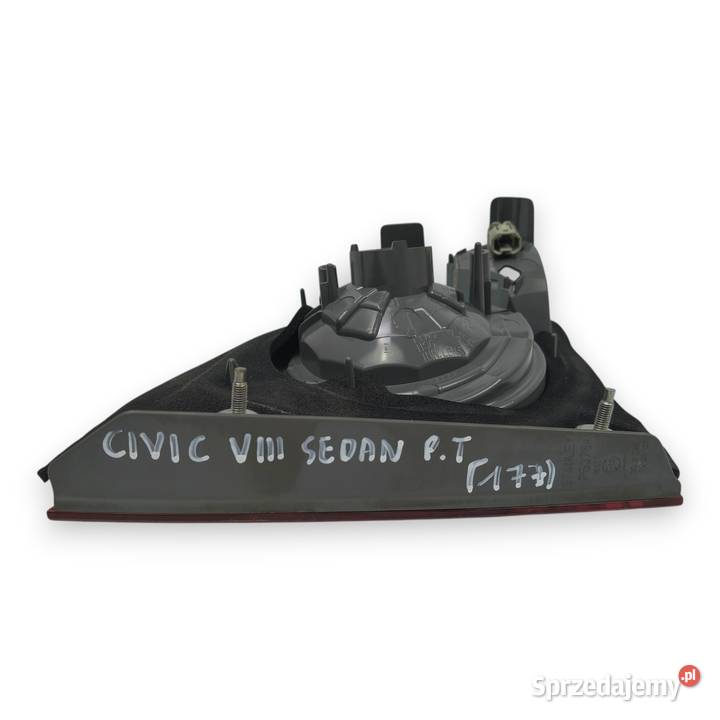 LAMPA PRAWA Honda Civic VIII 20062011 SEDAN