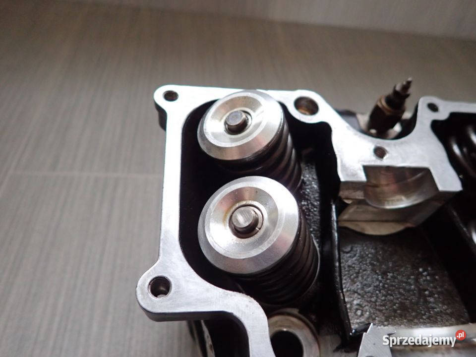 Głowica Zawory KTM 625 640 660 9906r super moto lubuskie