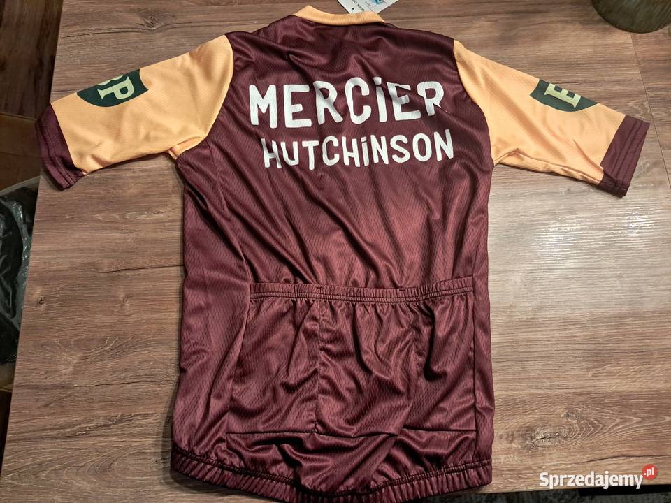 nowa koszulka do jazdy na rowerze z metki