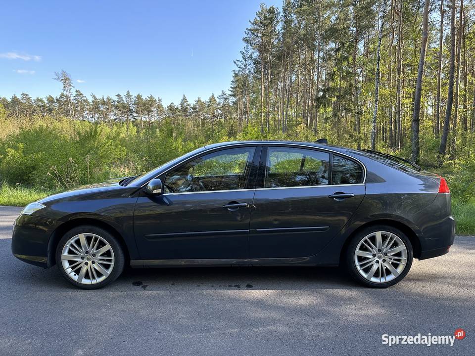 Renault laguna 3 20 dci 150 initiale Paris Psary