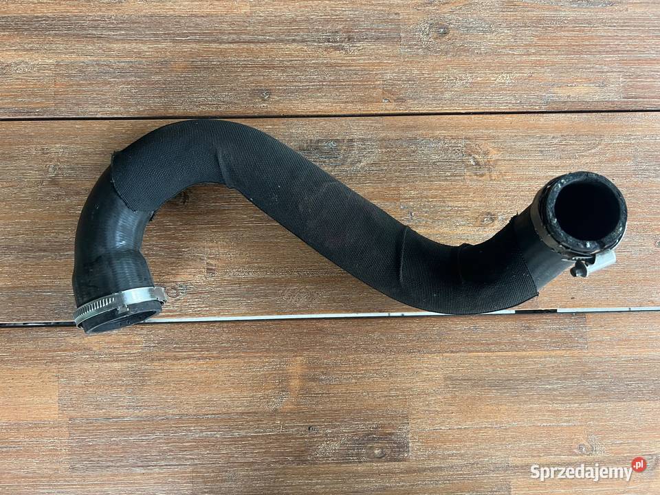8W0145738F Przewód powietrza Audi a4 B9
