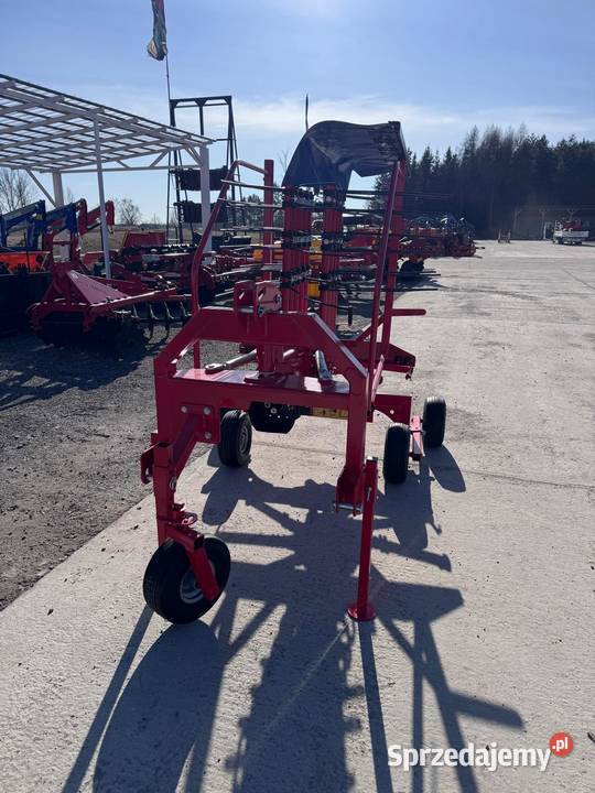 Zgrabiarka karuzelowa Metal Technik Solec-Zdrój