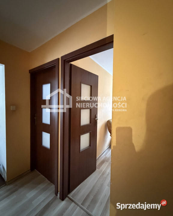 Mieszkanie Gdynia Helska 50m2 3pokojowe Rok budowy 1973 Sprzedaż