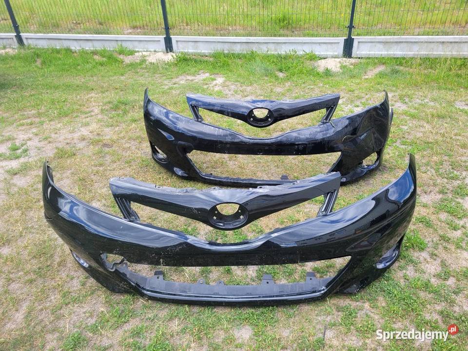Zderzaki plus grill yaris III gen Rok produkcji 2012 Strzała