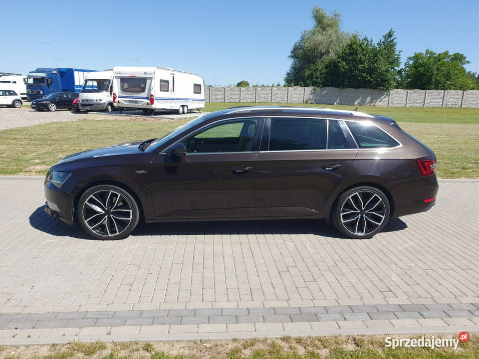 koda Superb 20tsi 280 4X4 DSG LaurinKlement Hak podgrzewane fotele Strobice