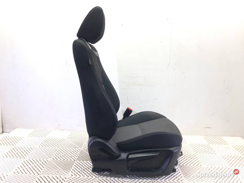 FOTEL PRAWY PRZÓD MAZDA 2 DL Hatchback SIEDZENIE
