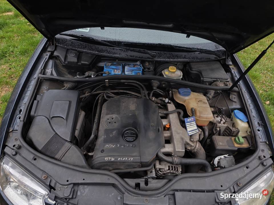 Passat B5 18t 150 sedan 2000r na części LC7U centralny zamek Praszczyki