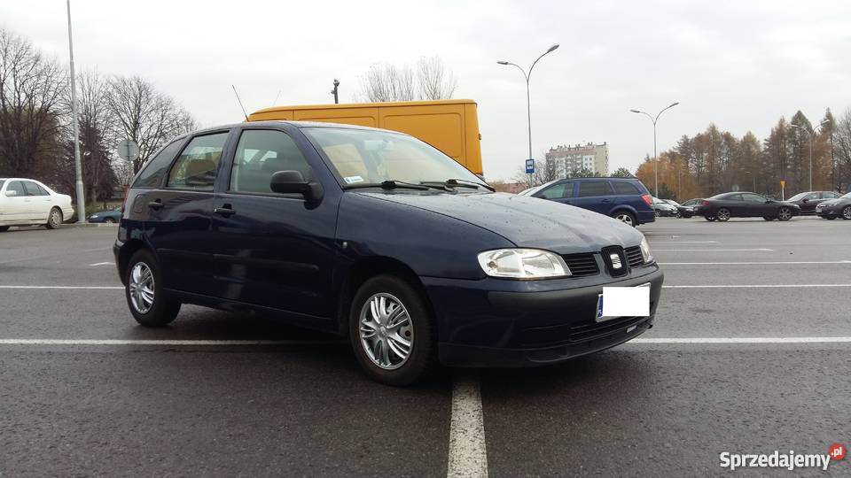 Seat Ibiza 14 MPI 2000r 5 drzwi TANIO radio Rzeszów