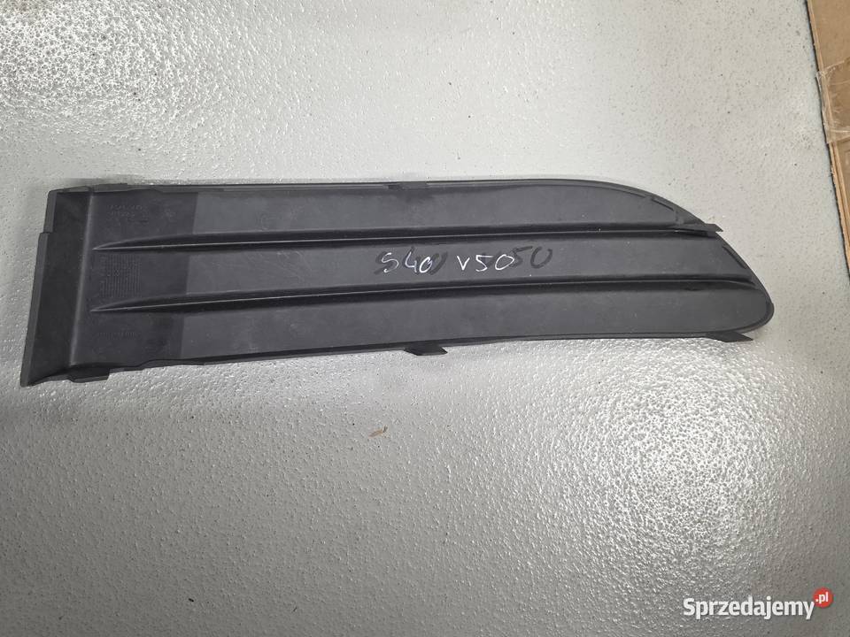 Zaślepka halogenu prawa 30744922 VOLVO S40 V50 Warszawa