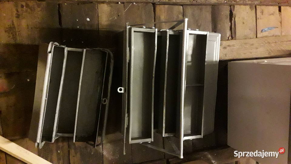 Skrzynki metalowe narzędziowe zamykane na kłdke