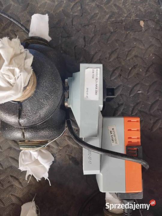 Belimo Zawór z regulatorem LRQ24AXSR NRQ24AX Strzyżew sprzedam