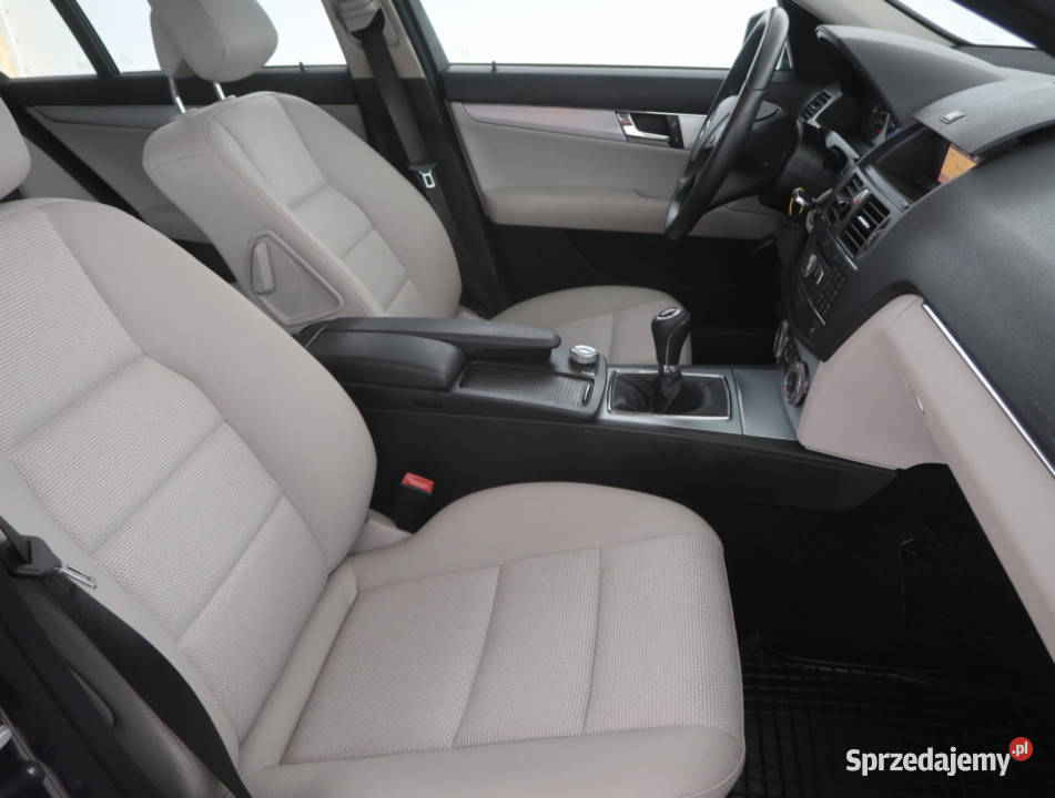 Mercedes C C 200 Kompressor światła przeciwmgielne Bielany Wrocławskie sprzedam