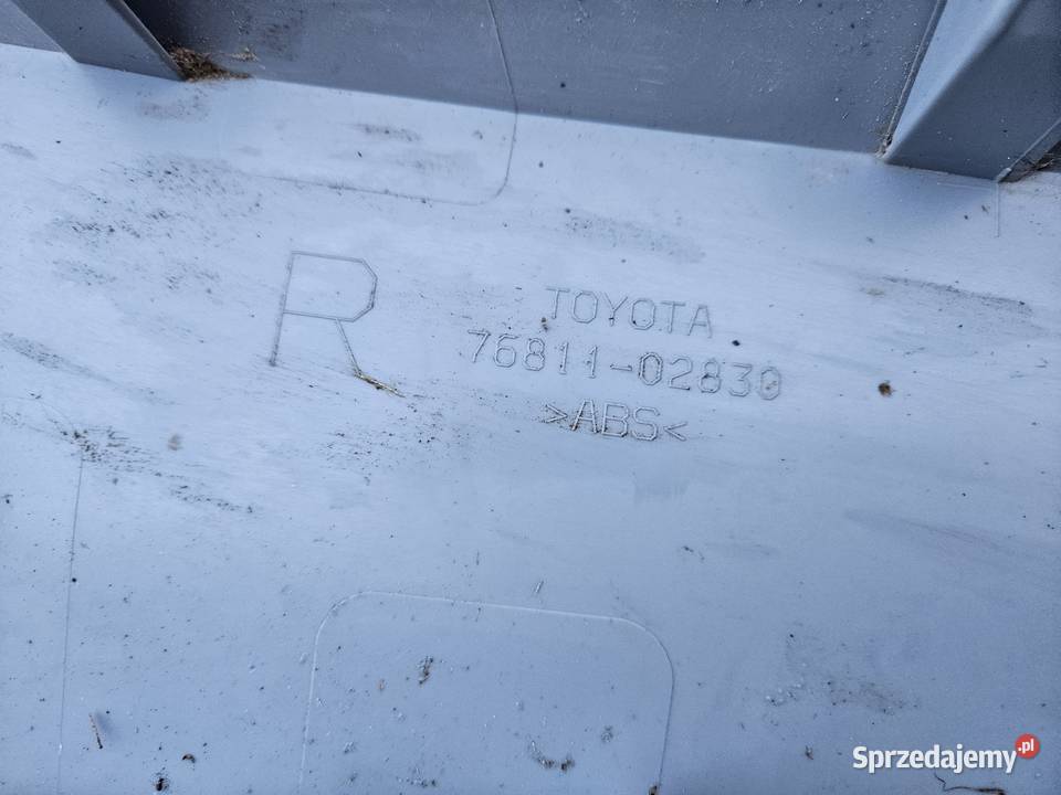 TOYOTA AURIS II KOMBI BLENDA KLAPY BAGAŻNIKA TYŁ osobowe Międzychód