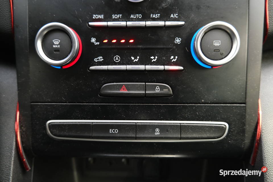 RENAULT MEGANE 2018 119700 ccm 130 Warszawa