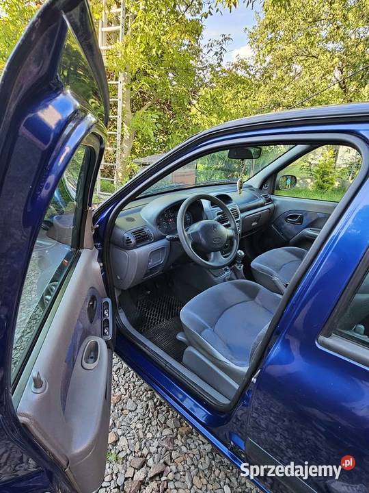 Renault Clio II Rok produkcji 2001 Rząska