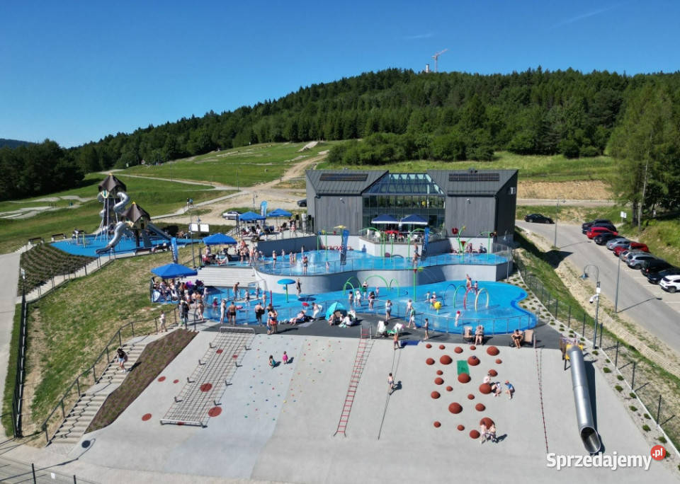 Dom nowy Krynica Zdrój zbocze Góry Parkowej asfalt Krynica-Zdrój