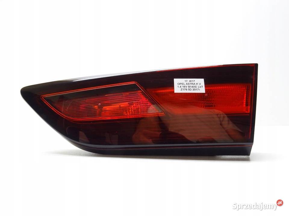 LAMPA PRAWA PRAWY TYŁ TYLNA W KLAPE OPEL ASTRA V osobowe