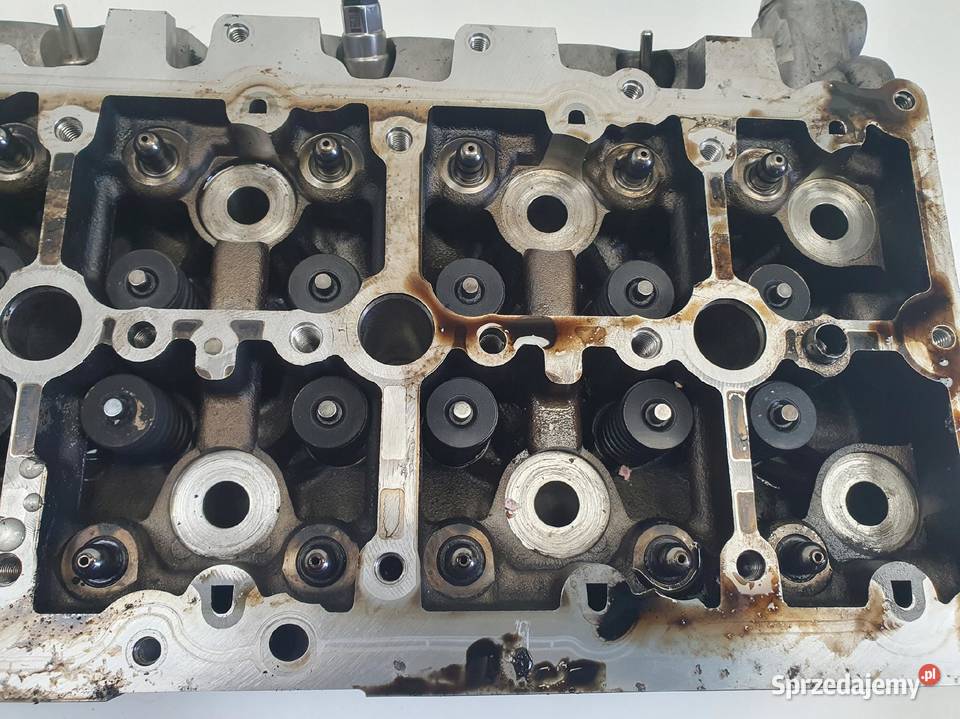 GŁOWICA CYLINDRÓW BMW F10 F11 F30 20 D 8513709