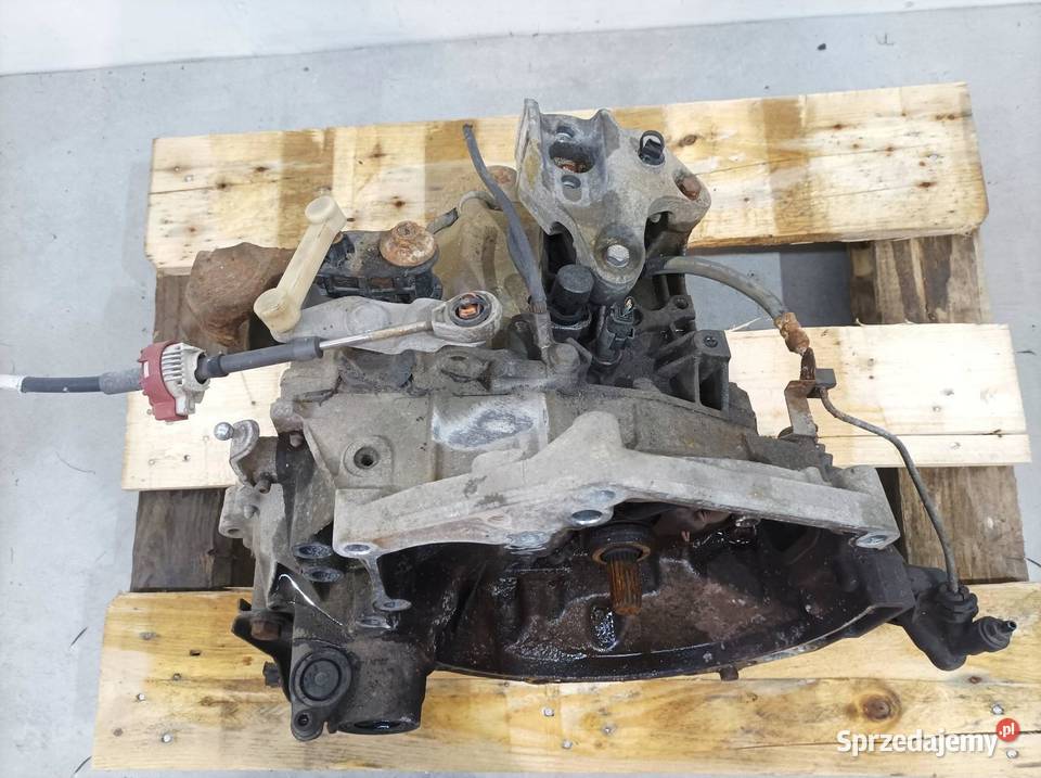 SKRZYNIA BIEGÓW 20CQ08 11 8V Citroen C2 I