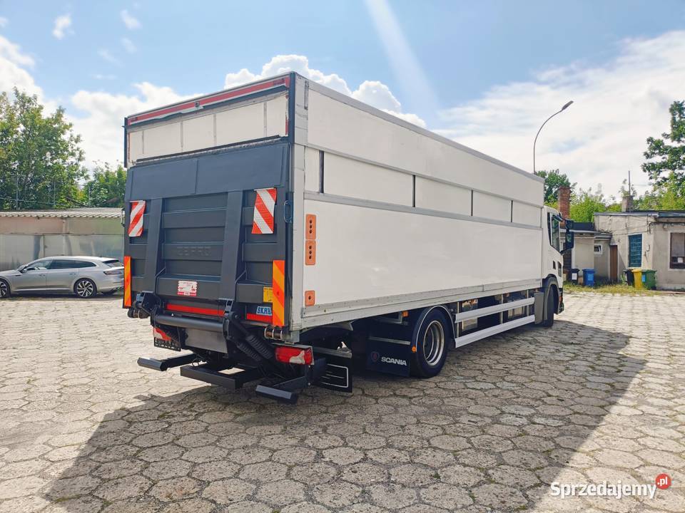 SCANIA P280 4x2 CHŁODNIA IZOTERMA PODNOSZONY Częstochowa