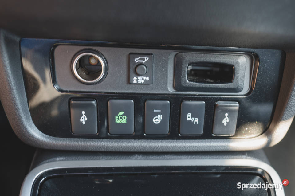 Mitsubishi Outlander 24 4WD CVT Motoryzacja Dąbrówka sprzedam